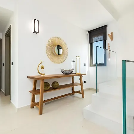 Mageia Exclusive Villa *